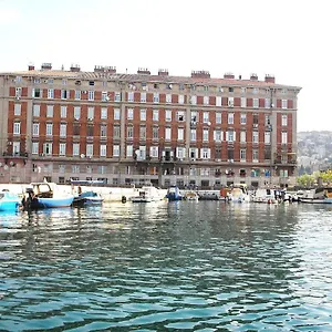 Center Demetrova Guest house